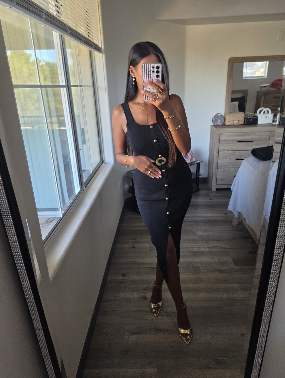 Elegant Black Button-Front Midi Dress with Belt Detail Stretchy - Picture 4 of 17